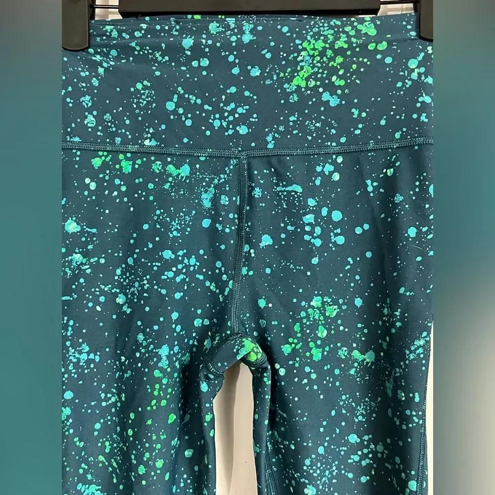 Athleta Ultimate Stash Pocket Splatter Capri Oceanic Teal Size XXS